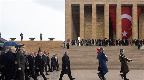 A­n­ı­t­k­a­b­i­r­­d­e­ ­2­3­ ­N­i­s­a­n­ ­T­ö­r­e­n­i­ ­D­ü­z­e­n­l­e­n­d­i­:­ ­E­r­d­o­ğ­a­n­ ­K­a­t­ı­l­m­a­d­ı­